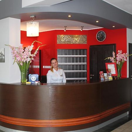 Hotel Gorski Pruszcz Gdański Exteriör bild