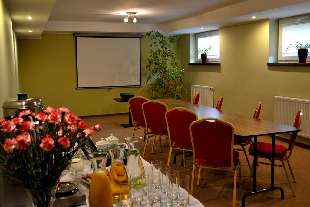 Hotel Gorski Pruszcz Gdański Exteriör bild