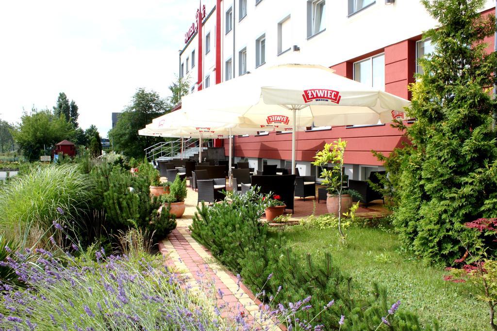 Hotel Gorski Pruszcz Gdański Exteriör bild