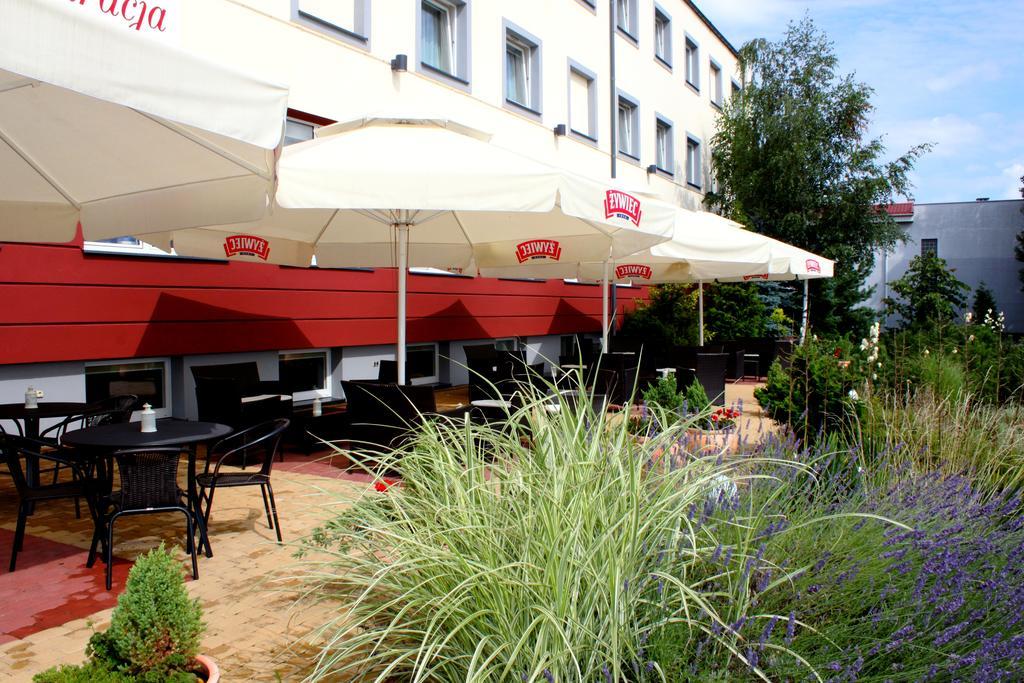 Hotel Gorski Pruszcz Gdański Exteriör bild